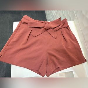 Mauve stretch shorts